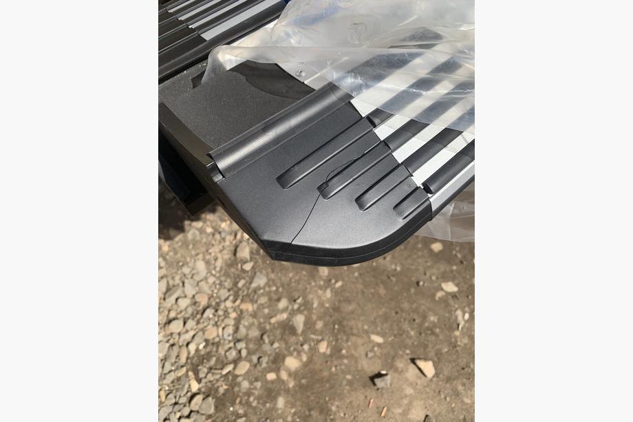 Volkswagen Touareg 2002–2010 AFGEPRIJD! OEM zijtreden (2 stuks, aluminium) Foto 5