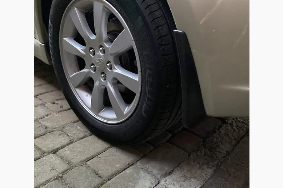 Subaru Legacy 2003–2009 Spatlappen Premium 2006-2009 (4 stuks) Image