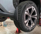 Toyota bZ4X 2022– Premium spatlapset (4 st.) foto 4