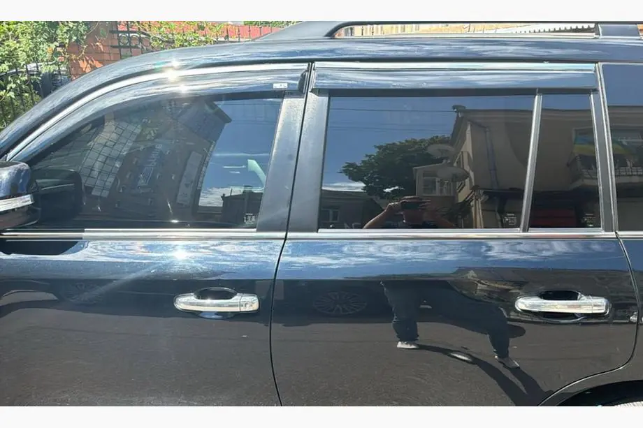 Lexus LX570/450d 2008–2022 Raamwindschermen met chromen sierlijst (set van 4, Niken) Image