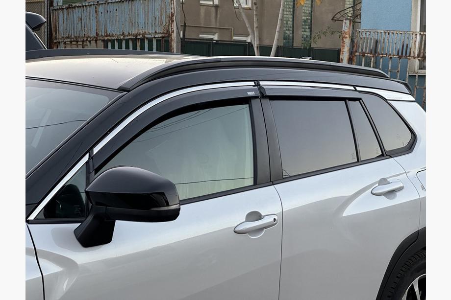 Toyota Corolla Cross 2020– Raamwindschermen met chromen sierlijst (set van 4, Niken) Image