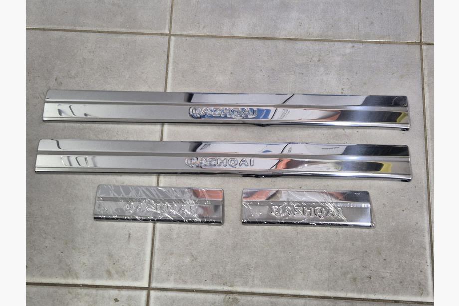Nissan Qashqai 2007–2010 AFGEPRIJSD! Dorpellijsten (Omsa, 4 stuks, rvs) Image