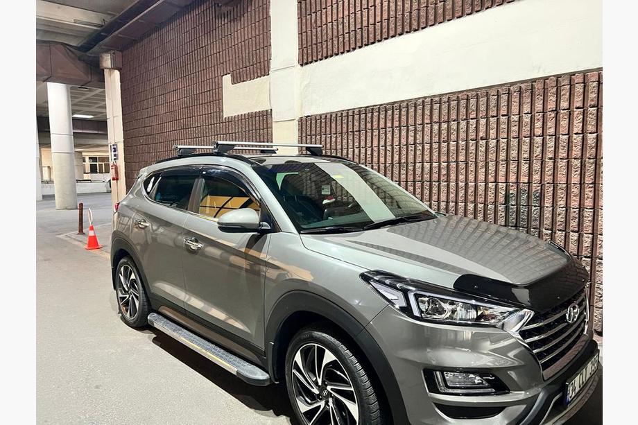 Hyundai Tucson TL 2016–2021 Afsluitbare dwarsdragers voor geïntegreerde dakrails Wizard V2 (2 stuks) 125 cm, zwart Foto 6