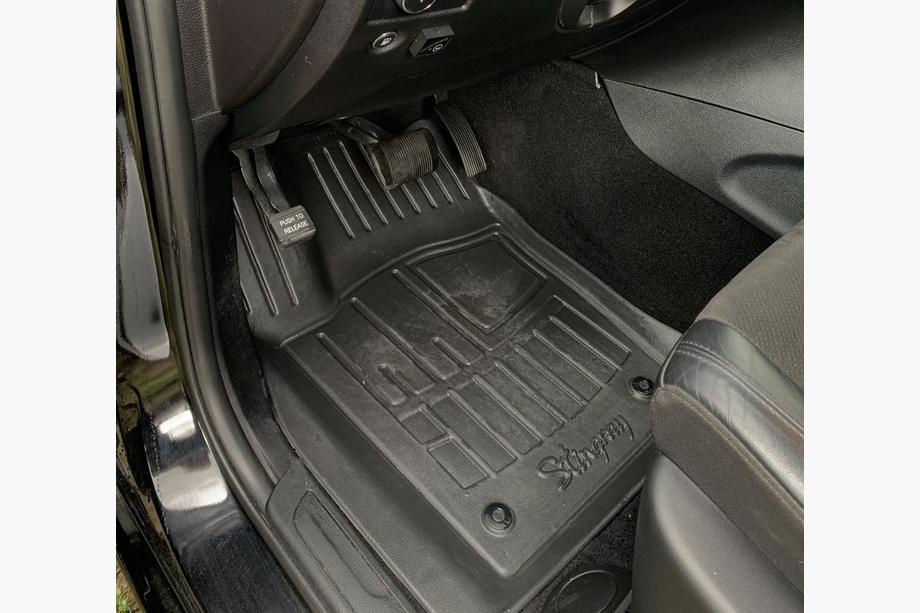 Jeep Grand Cherokee WK2 2010–2021 Stingray 3D automatten (5 stuks, polyurethaan) Image