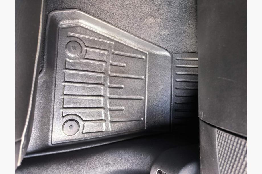 Jeep Wrangler 2018– Stingray 3D vloermatten (5D, 5-delig, polyurethaan) Foto 4