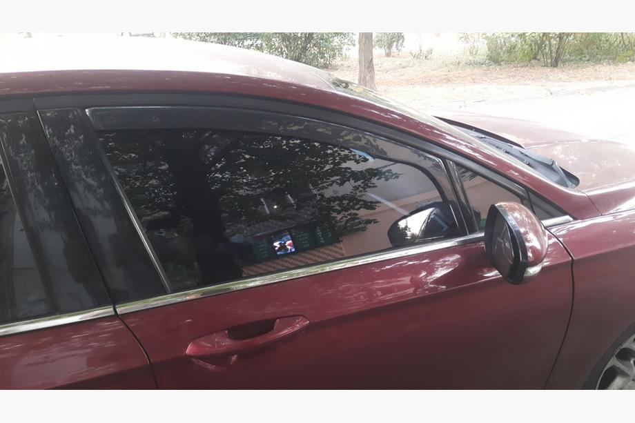 Ford Fusion 2012–2020 Raamwindschermen, in-channel SD (Esa, 4 stuks) Foto 3