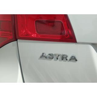 Astra embleem 5177042 (120 x 17 mm) Opel Astra J 2009–2015 foto 1