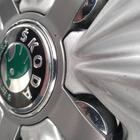 Skoda Stickers voor wielnaafkappen 56 mm J1009 (4 stuks) foto 3