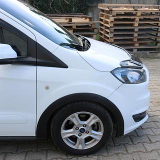 Wielkastverbreders (2014-2018, EuroCap) Ford Courier 2014–2023 foto 2
