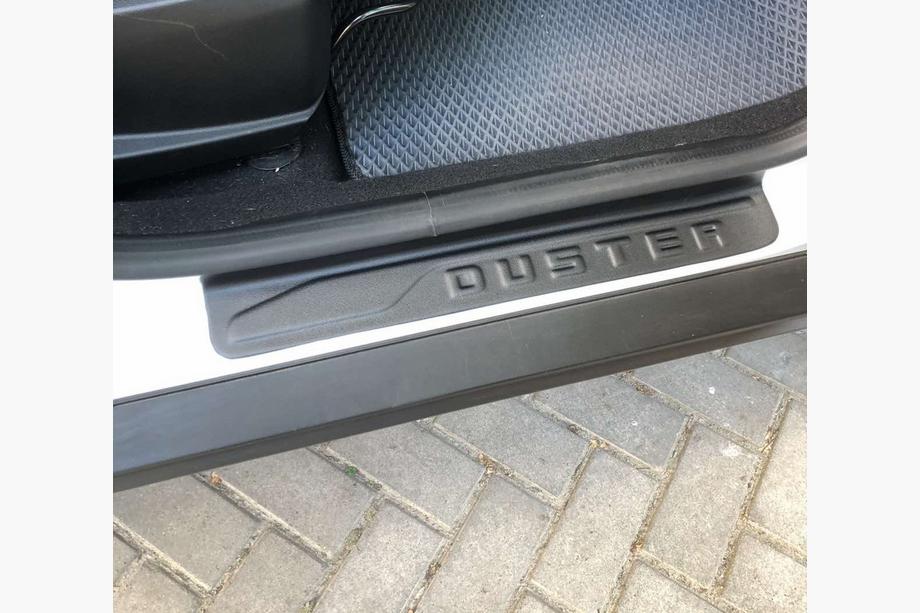 Dacia Duster 2018–2024 EuroCap dorpellijsten (4 stuks, ABS) Image