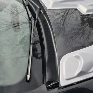Paravan afdekking (ABS) Dacia Duster 2008–2018 foto 2