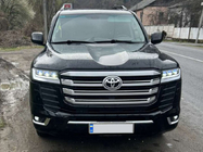 Toyota Land Cruiser 200 2007–2021 Restylingkit voor LC 300 High-Line (complete set) foto 4