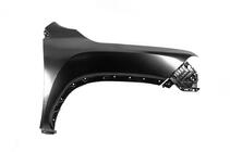 Toyota Land Cruiser 200 2007–2021 Restylingkit voor LC 300 High-Line (complete set) foto 20