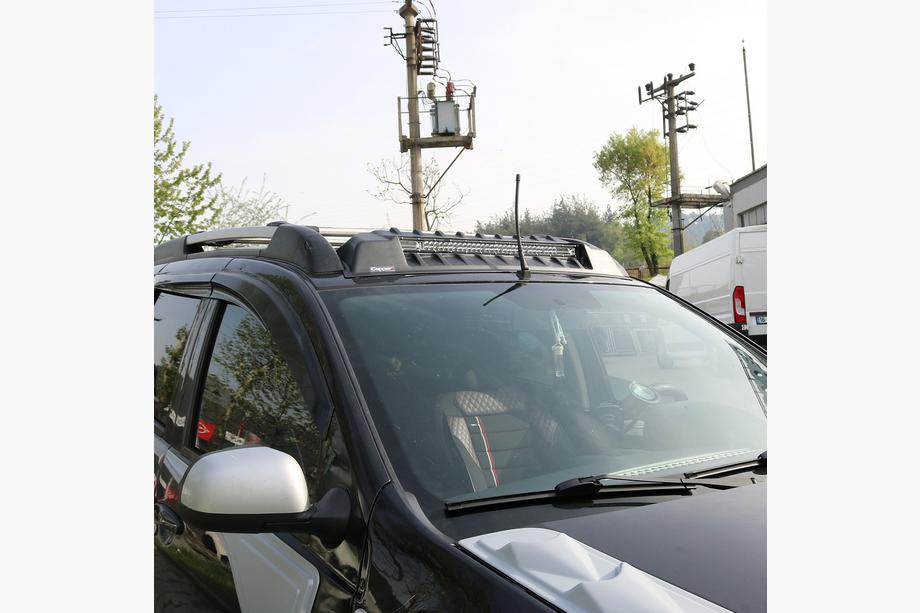 Dacia Duster 2008–2018 Voorruitvizier V3 (LED) Image
