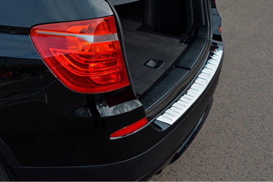 BMW X3 F25 2011–2018 RVS achterbumperbeschermer OmsaLine (glanzend, roestvrij) Image