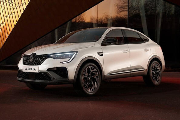 Review van de vernieuwde Renault Arkana-crossover