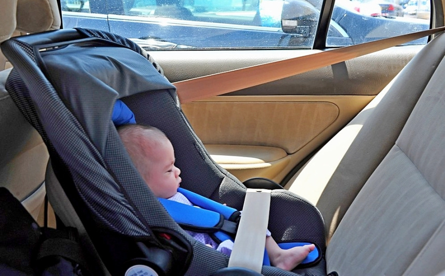 Zo kies je een autostoeltje: tips en aanbevelingen