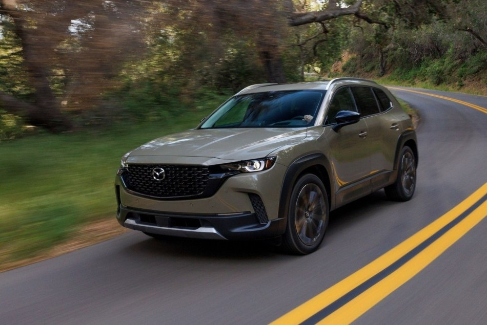 Review van de vierwielaangedreven crossover Mazda СХ-50