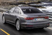 Review van de vernieuwde Audi A8 sedan met vierwielaandrijving foto 3