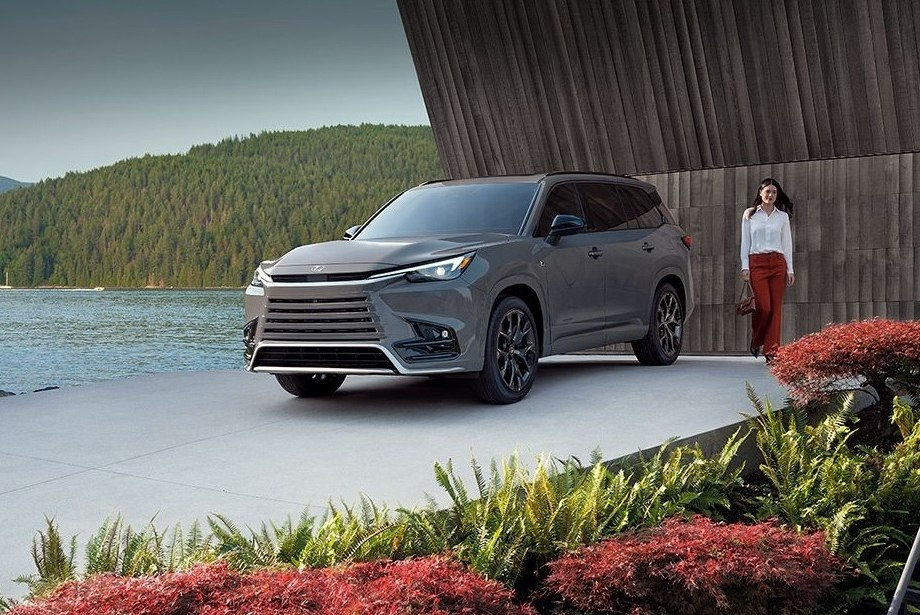 Review van de nieuwe Lexus ТX SUV