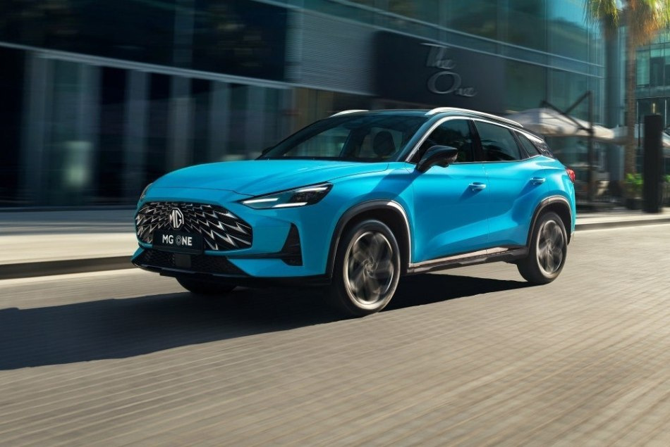 Review van de compacte voorwielaangedreven crossover MG ONE