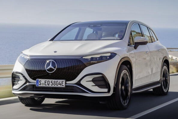 Review van de elektrische premium crossover Mercedes-Benz EQS