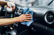 Zo onderhoud je het interieurplastic van je auto правильно foto 1