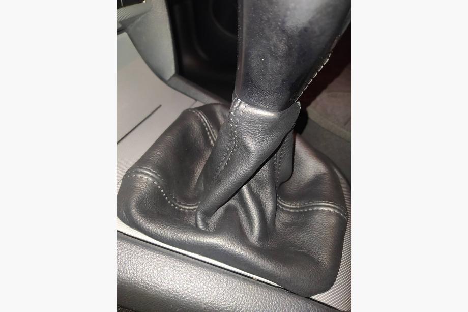 Skoda Octavia II A5 2006–2010 Leren versnellingspookhoes Image
