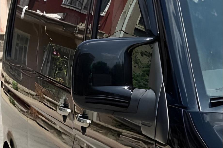 Volkswagen T5 Caravelle 2004–2010 Spiegelkappen RLine-Look (2 stuks) Foto 1