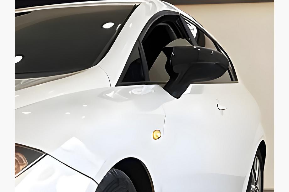 Seat Leon 2005–2012 Spiegelkappen BMW-style (2005-2010, 2 stuks) Image
