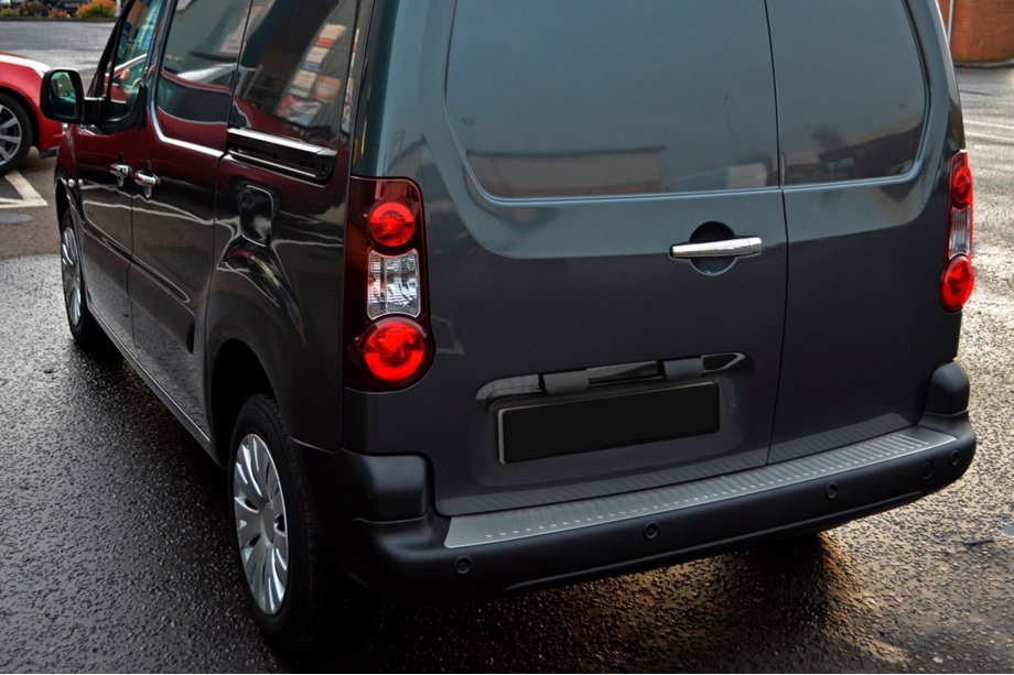Peugeot Partner Tepee 2008–2018 OmsaLine RVS achterbumper beschermlijst Foto 4