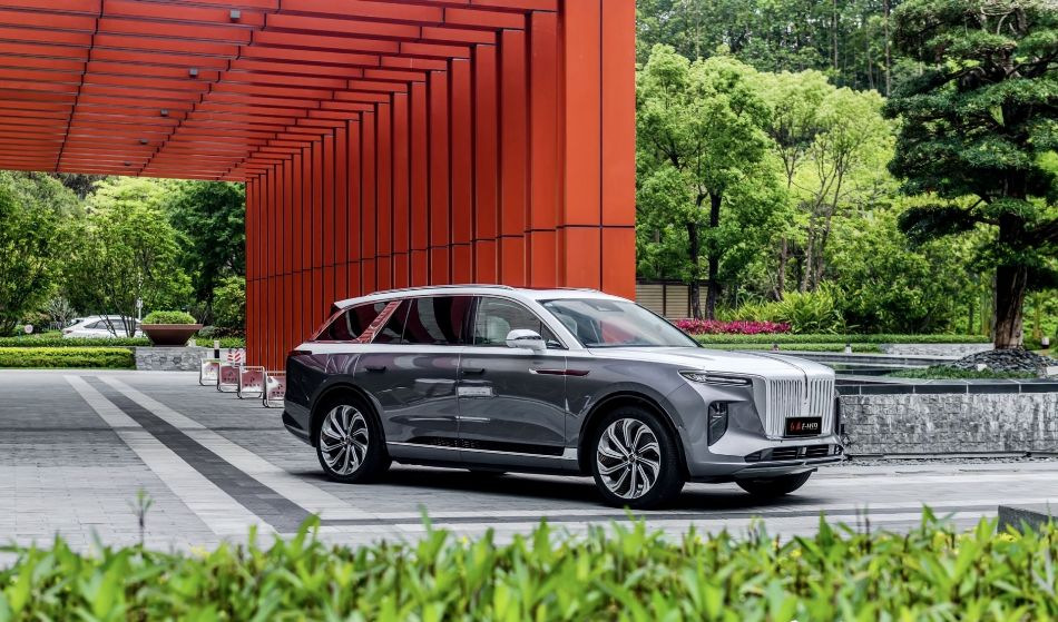 Hongqi E-HS9: luxe elektrische auto uit China