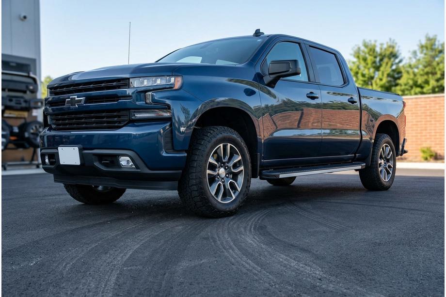 Chevrolet Silverado 2019– Side steps Maya V1 (2 stuks, aluminium) Image