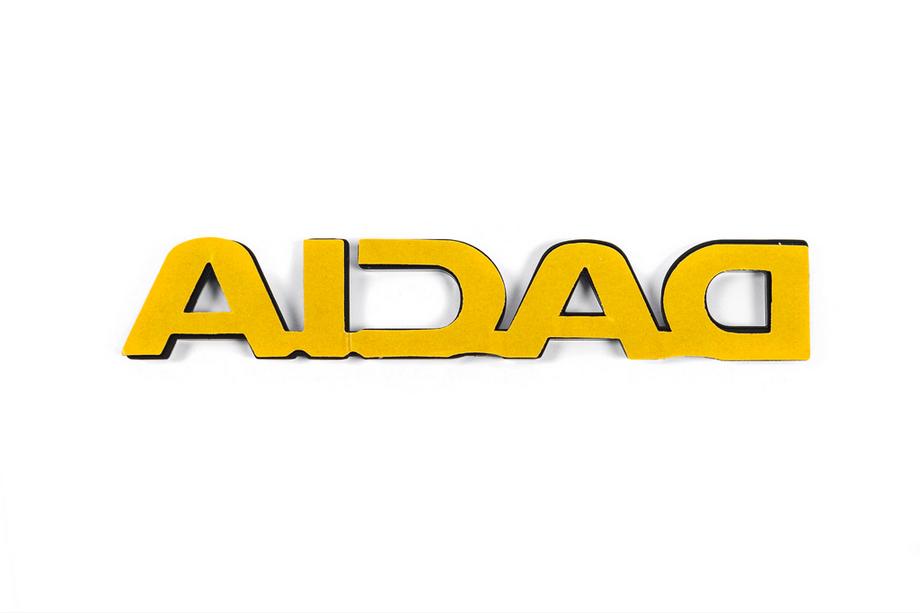 Dacia opschrift embleem 152 mm Foto 3
