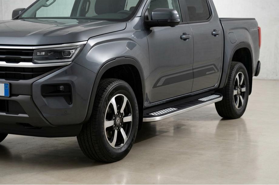 Volkswagen Amarok 2022– Side steps Tayga V2 (2 stuks, aluminium) Image