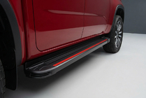 Volkswagen Amarok 2022– Side steps Maya Red (2 stuks, aluminium) foto 1