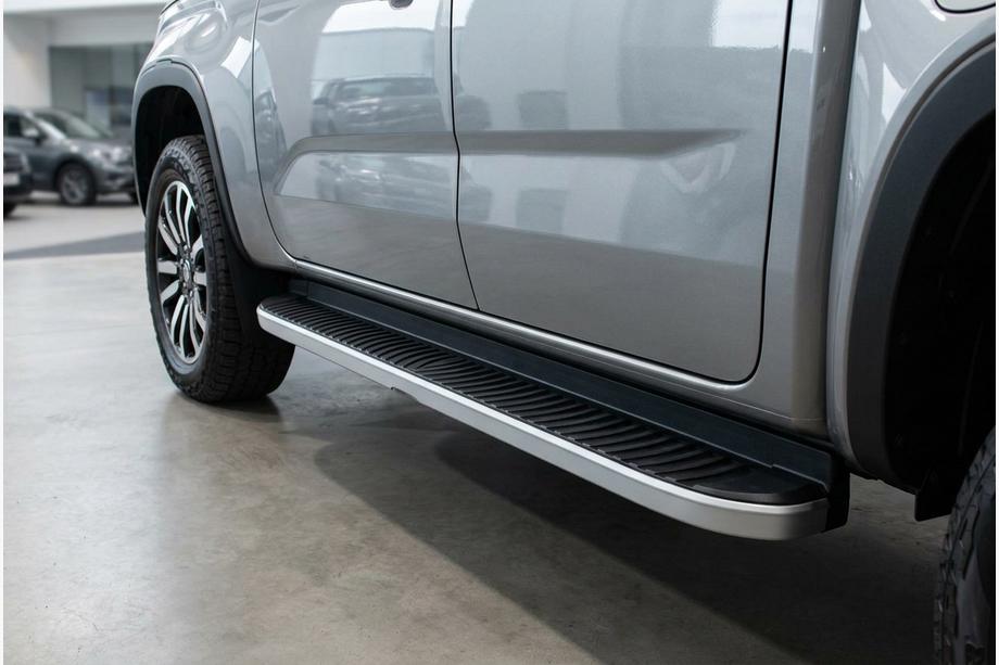 Ford Ranger 2022– Side steps Tayga Grey (2 stuks, aluminium) Image