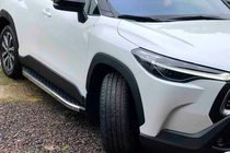 Toyota Corolla Cross 2020– BlackLine side steps (2 stuks, aluminium) foto 1