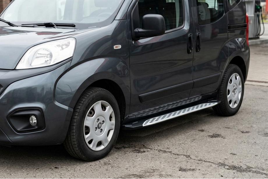 Citroen Nemo 2007–2017 Side steps Shining V1 (2 st., aluminium) Foto 1