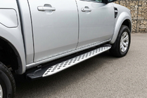 Mazda BT-50 2007–2012 Side steps Shining V1 (2 st., aluminium) foto 1