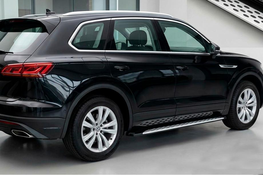 Volkswagen Touareg 2018– Side steps Shining V1 (2 st., aluminium) Image