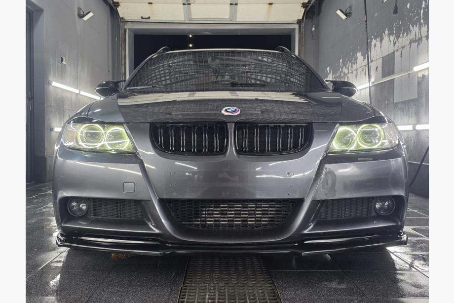 BMW 3-serie E90/E91 2005–2011 Jubileumembleem 82 mm (voorzijde) Foto 5
