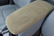 Waarmee bekleed je de armsteun in het auto-interieur? foto 2