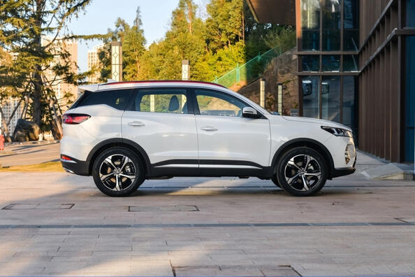 Chery Tiggo 7 PRO II generatie: stijlvolle en functionele crossover Foto 2