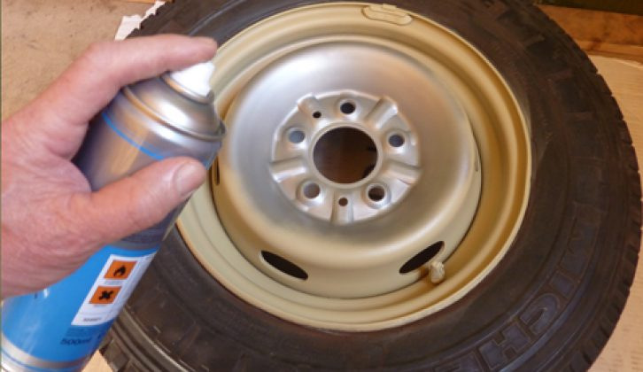 Stalen velgen van je auto zelf opknappen