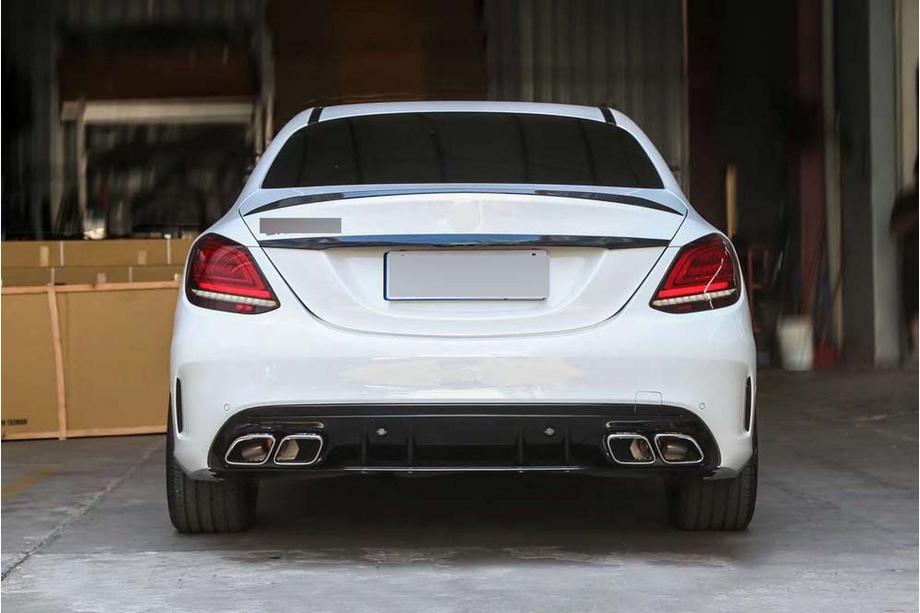 Mercedes C-klasse W205 2014–2021 Bodykit met diffuser (AMG C63-designs 2018-2021) Foto 4
