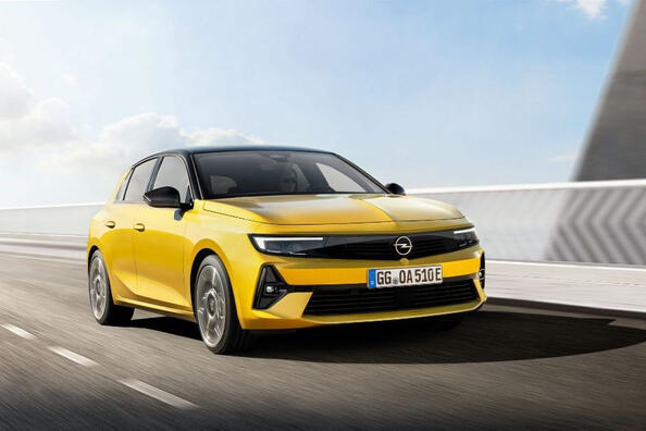 Review van de compacte hatchback Opel Astra van de zesde generatie
