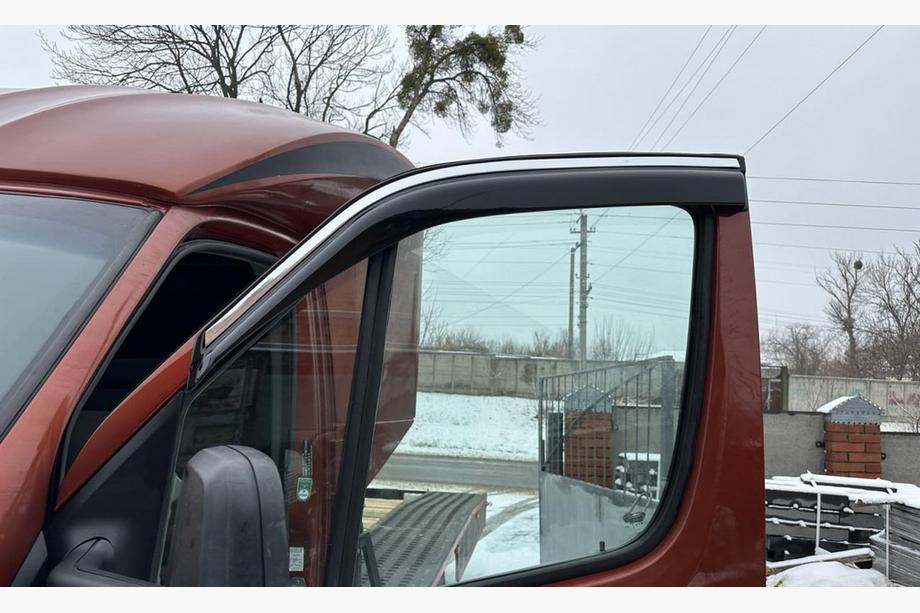 Mercedes Sprinter W906 2006–2018 Raamwindschermen (2 stuks, EuroCap, Chrome) Image