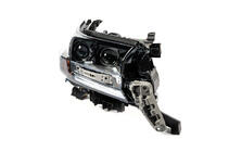 Toyota Land Cruiser 200 2007–2021 Rechter koplamp vóór 2016+ (Executive) foto 4