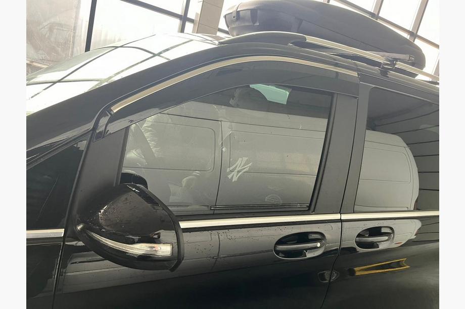 Mercedes Vito/V-klasse W447 2014– Raamwindschermen met chromen sierstrip (2 stuks, Niken Future) Foto 1